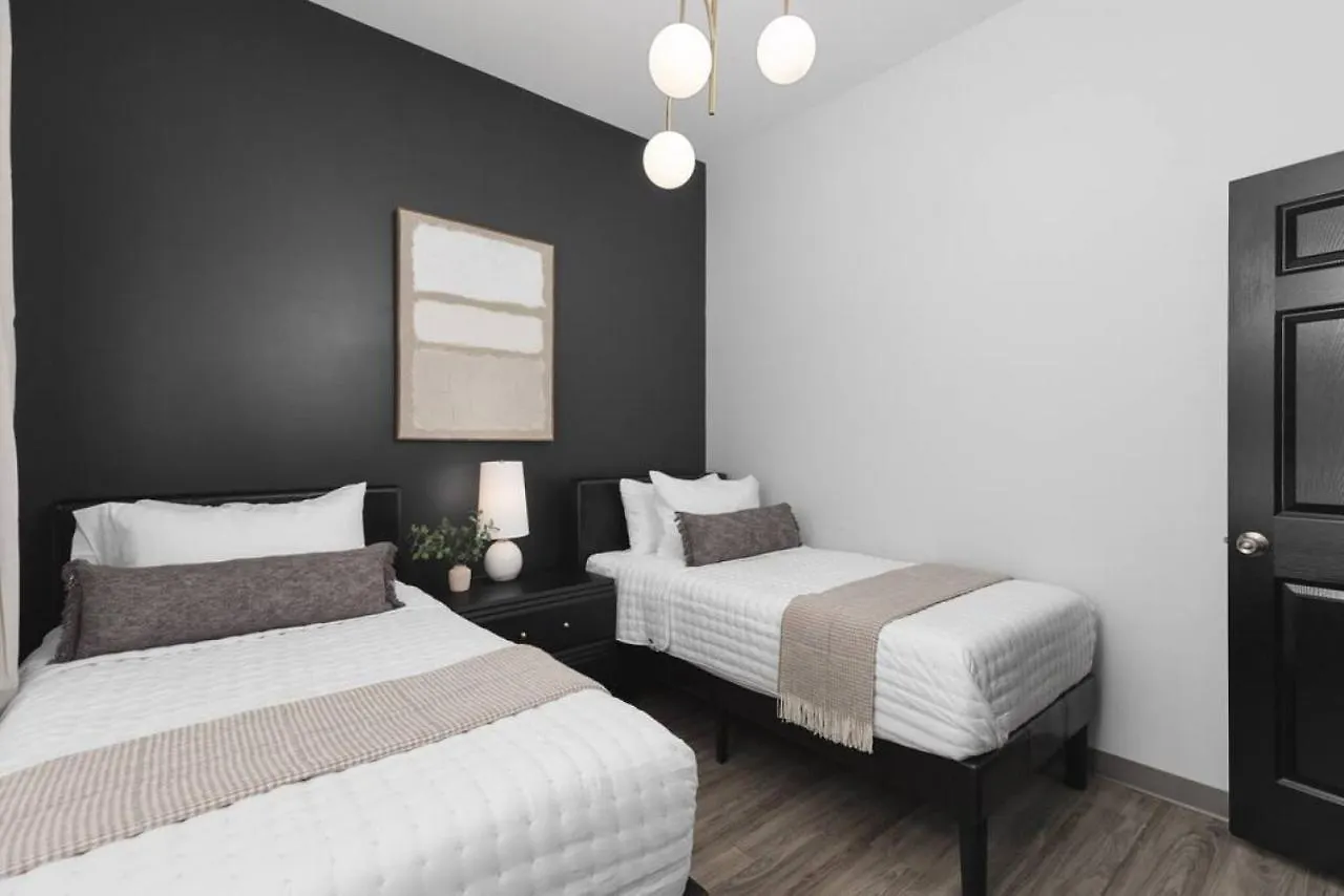 Apartment Modern Comfort 8 Beds, 4 Bedroom Walk To Restaurants, Bars, Coffee Nashville